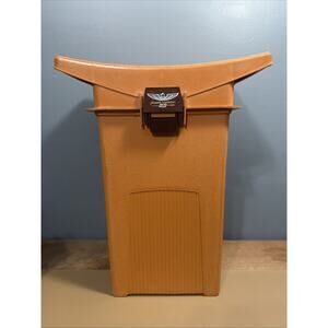 Fenwick Woodstream Sport Seat 9050 Brown Fishing Tackle Box Bait Cooler Vintage